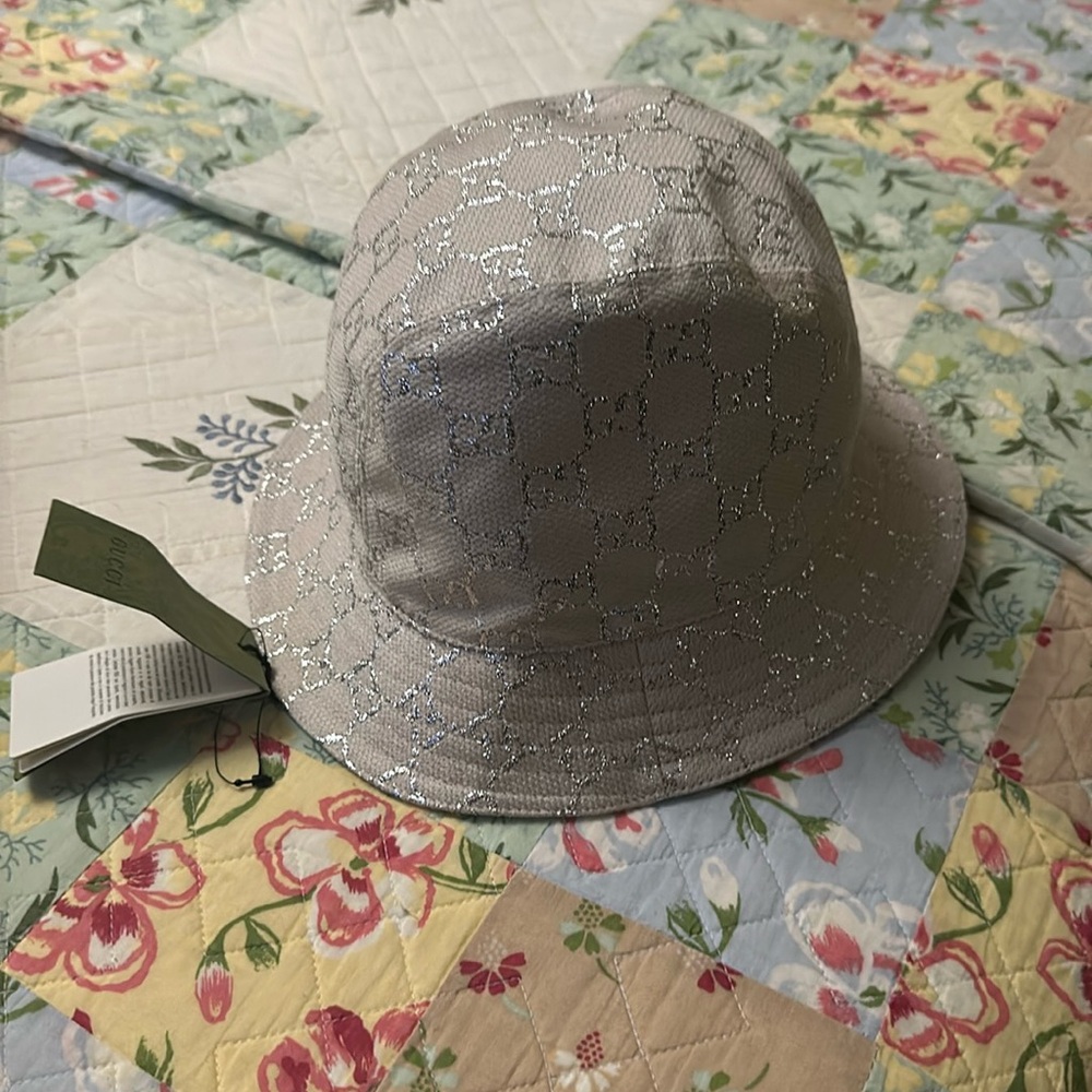 Gucci bucket hat new